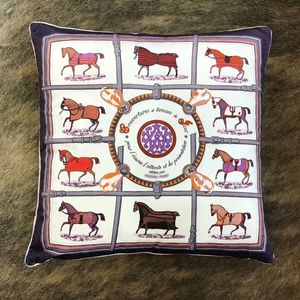 Oreiller décoratif de luxe léger velours tissu cheval série maison canapé Super doux housse de coussin taie d'oreiller sans noyau salon 202307190104