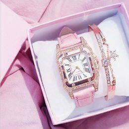 Licht Luxe KEMANQI Merk Vierkante Wijzerplaat Diamond Bezel Lederen Band Dames Horloges Delicate Dameshorloge Quartz Watches2413