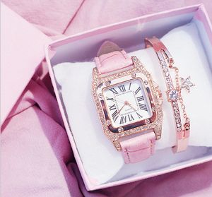 Luxury Luxury Kemanqi Brand Square Dial Diamond Centraire Bande en cuir Femmes Femmes Dilated Ladies Watch Quartz Wrists Montre à des bracelets