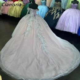 Garnière longue rose clair hors de la robe de boule épaule robes de quinceanera appliqués appliques en dentelle vestidos de corset de 15 anos