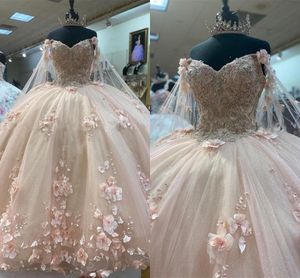 Lichtroze quinceanera -jurken met 3D bloemen kralen kanten applique sweetheart halslijn lange Juliet mouwen op maat gemaakt zoet 15 16 prom feest baljurk vestido