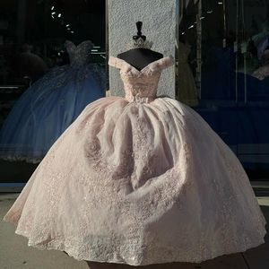 Robe Quinceanera rose clair scintillante, robe de bal avec des Appliques en dentelle, perles et paillettes, jupe bouffante, douce 16 ans, 2024
