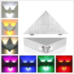 Aplique de luz Pared Moderno 3W Baño Cuerpo Triángulo Accesorio 3D Dormitorio para la noche Iluminación del hogar Luminaria Lámpara de aluminio L Eombb