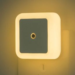 Sensor de luz con Control de luz nocturna, 110V, 220V, enchufe para UE, EE. UU., Reino Unido, luz LED para cabecera, pasillo, luz nocturna para niños, sala de estar, dormitorio, lámpara de iluminación