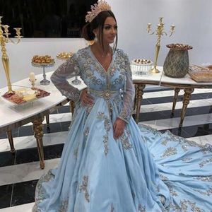 Licht Hemelsblauw Marokkaanse Caftan Avondjurken Lange Mouwen Applicaties Kristallen Parels Kralen Arabische Moslim Prom Party Gowns326d