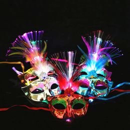 Light Up Flash LED Glow 10pcs Feather Masqueades Venetian Masks Costumes Birthday Wedding Party Costume Halloween Christmas 2024425