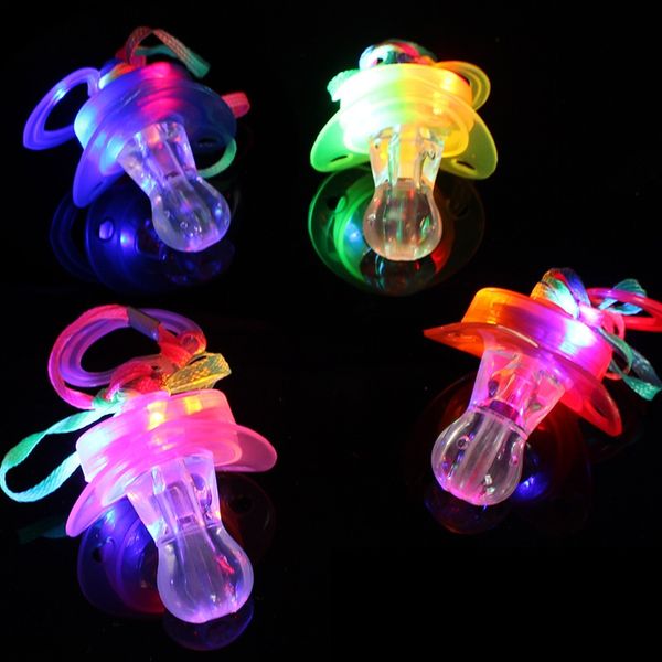 Nouveauté éclairage éclairer sucette mamelon sifflet collier coloré Flash LED cerf poule fête Concert sport acclamant lueur accessoires outil de survie faveurs