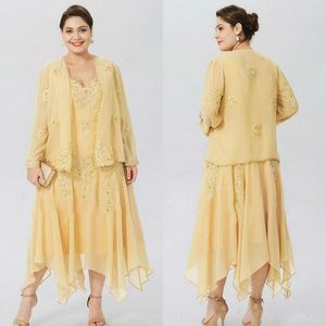 Lichtgele kralen Moeder van de Bruid Jurken V-hals met lange mouwen Jassen Avondjurken Chiffon Plus Size Bruiloft Gastjurk