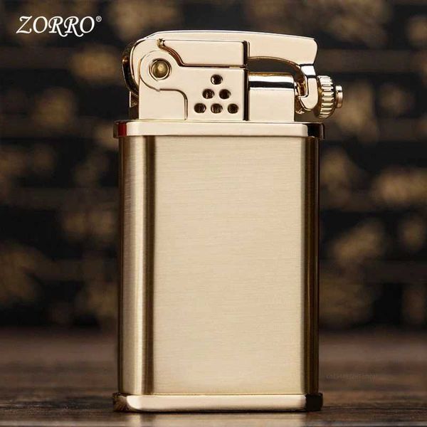 Briquets Zorro personnalisé catapulte coupe-vent briquet en métal créatif rétro pur cuivre kérosène cigarette cadeau pour hommes