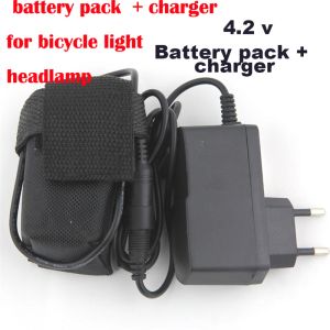 LUMIÈRES 4 * 18650 8.4 V Batterie au lithium pour le package d'éclairage à vélo LED Battre de phare de vélo 6400mAh Batterie à ions rechargeables