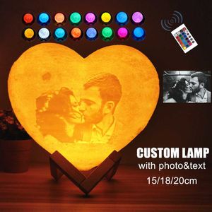 Lumières Lampe personnalisée avec texte photo en forme de coeur Imprimé 3D Moon Night Light Cadeaux personnalisés pour la fête des mères d'anniversaire HKD230704