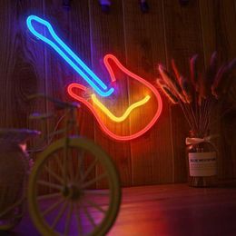 Lichten Gitaar LED USB Powered Teken Bar Woonkamer Slaapkamer Neon Lamp Vakantie Bruiloft Kerst Decor Nachtlampje HKD230704