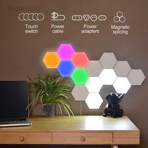 Lichten Zeshoekige Muur Quantum Touch Sensor Night DIY Honingraat Magnetisch Licht Kleurrijke LED Modulaire Lamp HKD230704