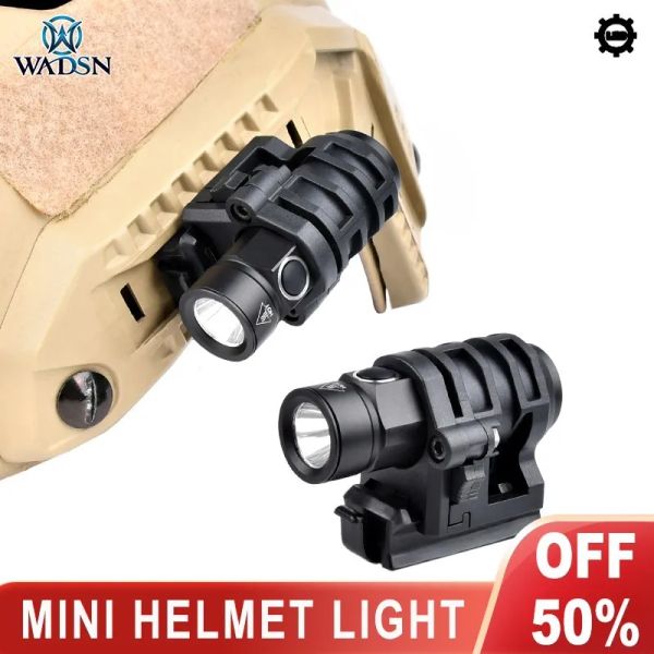 Lumières Wadsn Tactical LED Lumière pour casque mini lampe de poche Scout stroboscopique avec porte-pinceau Mount Picatinny Rail Military Casque Military