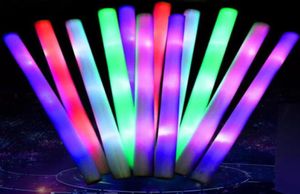 Bâtons de mousse LightUp Party Noise Maker Décor de concert LED Bâtons souples Rally Rave Baguettes lumineuses Changement de couleur Flash Torch Festivals1367882