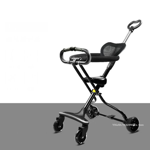 Véhicule à 4 roues pliables légers, tricycle de tout-petit portable en plein air intérieur, la poussette de bébé peut prendre l'avion