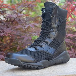 Botas militares de combate para hombres livianos Botas de encaje impermeable Táctico Botas de malla de malla de moda zapatos de trabajo para hombres 240510