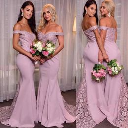 Lilac 2023 Lichte zeemeermin bruidsmeisje jurken van de schouder kanten applique sweep trein strand plus maat bruiloft gasten