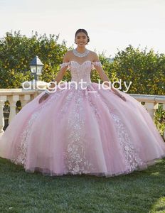 Lilas Papillon Princesse Quinceanera Robes Hors Épaule Floral Applique Puffy Jupe Corset Prom Sweet 15 Robe Mexicaine Charro