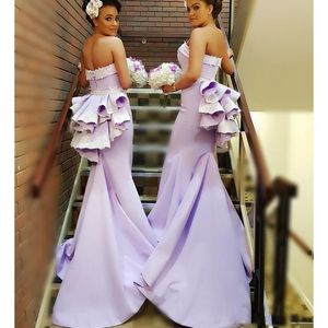 Lilac Country Mermaid Bruidsmeisje Jurken Satin Lace Applique Backless Pleats vloer lengte jurk bruiloft Gast of Honor jurken op maat gemaakt