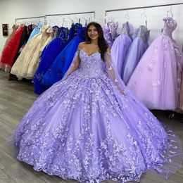 Lila lavendel Vlinder Quinceanera Jurken Met Cape Kant Applique Sweet 16 Jurk Mexicaanse Prom Jassen 2022 Vestidos De XV Anos241c