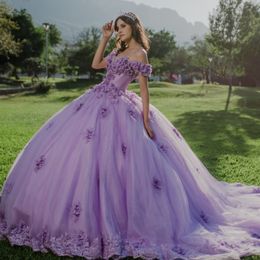 Lilas Lavande Princesse Puffy Quinceanera Robes Hors Épaule Applique 3D Perles Florales À Lacets Corset Cathédrale Train robe de 15 anos