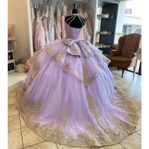 Lila lavendel Quinceanera Dresses Halter Neck Gold Appliques Beads Sparkly Crystal Lace-Up Corset Prom Vestidos de 15 anos