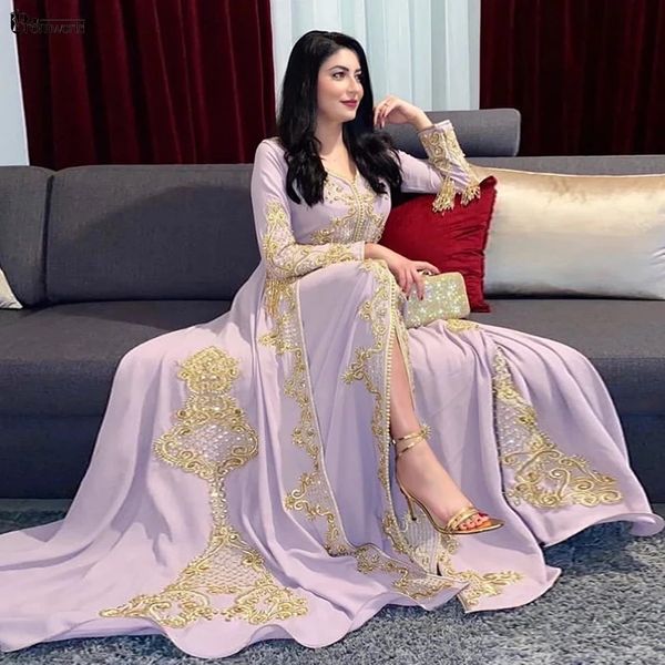 Vestidos de noche musulmanes lila encaje con cuentas A-Line Dubai Caftan Vestidos de manga larga vestido de graduación Formales Robe De Soiree De Mariage