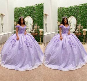 Lilas Sparkly Tulle 2022 Robes de Quinceanera Fleurs 3D Cristal Hors Épaules Manches Courtes Corset Retour Formelle Bal Sweet 16 Robe