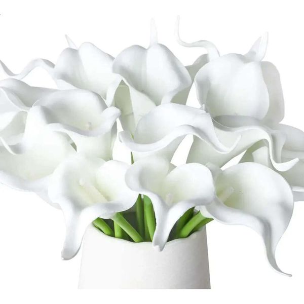 Lily Flowers Fake White Calla 20pcs Boda Bouquet Artificial Real Touch Látex Decoración de la fiesta de cumpleaños en el hogar 240127