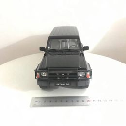 Édition limitée 1 18 Nissan Patrol Y60 Nissan Patrol GR Simulation de véhicule hors route résine Resin STATIC Collectable Car Model Spot 240407