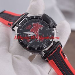 Edition limitée 1835 COLLECTIONS SPÉCIALES T048 417 27 017 00 Mouvement quartz Boîtier acier Lunette noire Cadran étoile rouge Bracelet caoutchouc Mâle 256O