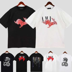 T-shirt de créateur en édition limitée de 23ss Rabbit Year New Couples Tees Street Wear Summer Fashion Shirt Splash-ink Letter Print Design Couple Short Sleeves