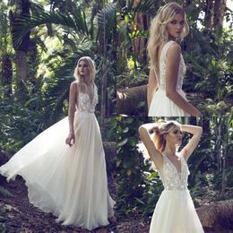 Limor Rosen 2018 robes de mariée 3D Appliques florales sans manches col en V une ligne robes de mariée en dentelle Vintage bas dos robes de plage