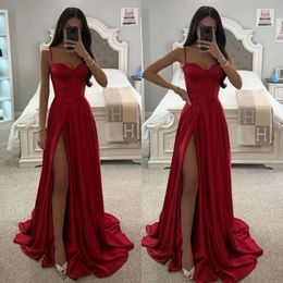 Lijn prom rood een sexy jurk satijnen spaghetti avond elegante lijfplaatsen backless formele jurken voor speciale ocns split robe de soiree es