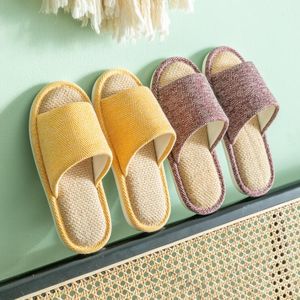 Zapatillas de lino HBP para zapatillas de casa de verano para mujer, zapatillas de pareja con suela suave, transpirables y antideslizantes, fabricante de zapatillas de invierno al por mayor