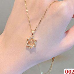 Lingdong Liumangxing ketting dames trendy Instagram Jumping Heart, Light Uniek ontwerp, prachtige en modieuze charme, sleutelbeenketen