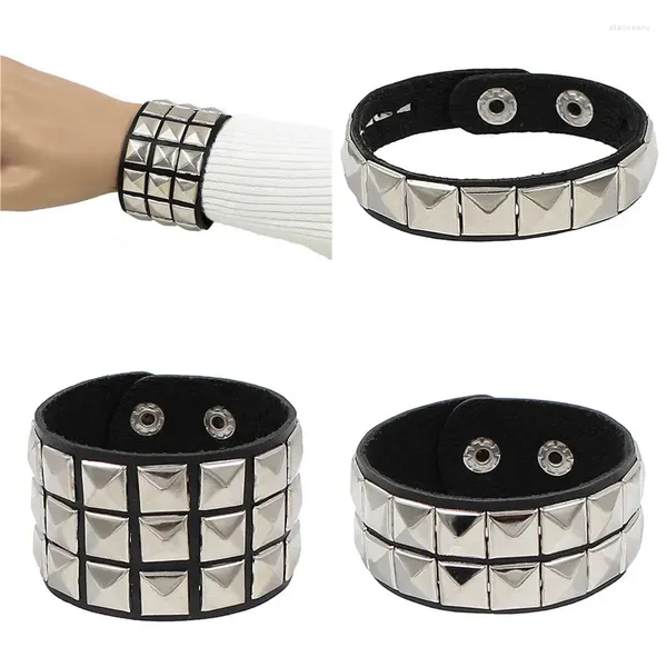 Pulseras de eslabones 2024 Gothic Punk PU Pulsera de cuero 3 filas Cuspidal Spikes Cadenas de remaches para mujeres Amigos de los hombres Joyería