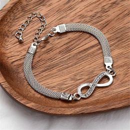 Bracelets à maillons à 8 anneaux, motif élégant, sens avancé, bijoux de tempérament, matériau de haute qualité, à la mode et Durable