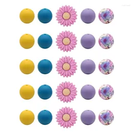 Lien bracelets en silicone perles de silicone pêche les fleurs blanches façonnent l'espaceur de perle en vrac avec une corde élastique