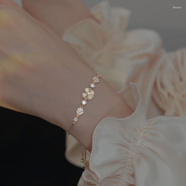 Bracelets à maillons Bracelet trèfle à quatre feuilles Simple Style froid cadeau d'anniversaire accessoires de bijoux de mode pour femmes