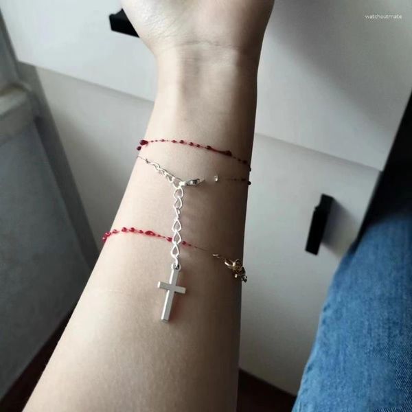 Enlace pulseras góticas delgada caída de sangre de doble capa