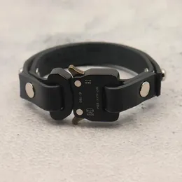 Link Armbanden Hoge Kwaliteit Koe Lederen 1017 ALYX 9SM Klassieke Druk Metalen Knop Zwarte Horlogeband Gesp Armband Mannen Vrouwen