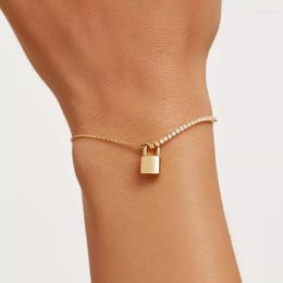 Pulseras de eslabones de alta calidad estilo simple delicadeza cz cadena de tenis delgada mini cerradura colgante pulsera para mujeres niña fiesta regalos de compromiso