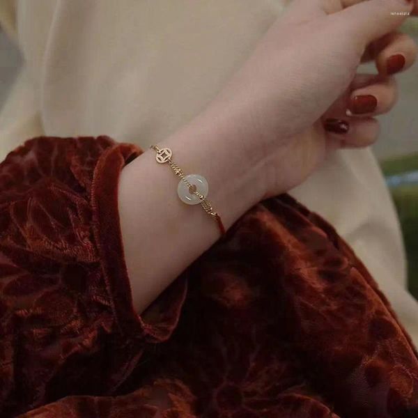 Bracelets de liaison bijoux élégant corde rouge de style chinois imitation jade bracelet tressé femme sangle à main
