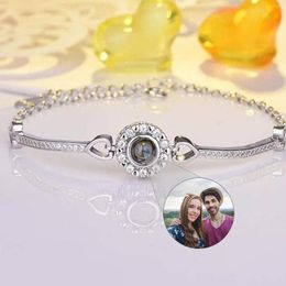 Pulseras de eslabones Círculo personalizado Po Pulsera de proyección Parejas Regalo del día de Navidad Joyería personalizada Cumpleaños Amante Recuerdo familiar