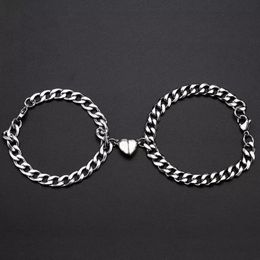Lien, chaîne 2021 2 pièces Punk couleur argent Couple Bracelet pour femmes en alliage de Zinc aimant romantique hommes appariés choses bijoux de mode