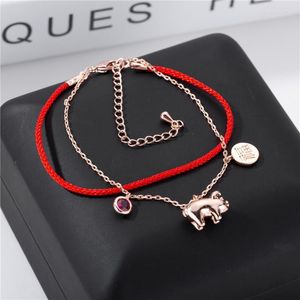 Chaîne à maillons 2022 2 couches chinois FU cochon zodiaque corde rouge bracelet à breloques titane acier couleur or rose mignon Piggy Fortune main bijoux