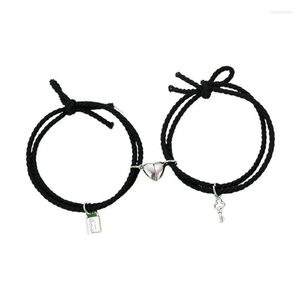 Chaîne à maillons 2pcs / Set Mignon Serrure À Clé Couple Bracelet Amour Coeur Aimant Hommes Femmes Cadeau Amitié Charmes Élastique Main Corde Bijoux Dropship Inte