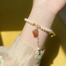 Link Chain Human Peach armbanden vrouwelijke Zuid -rode hand snaar zoet water parel minderheid ontwerp sen stropdas armband